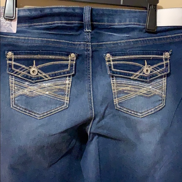 Hydraulic Jeans Womens Nolita Mid Rise Curvy Crop Jeans Nwt Poshmark